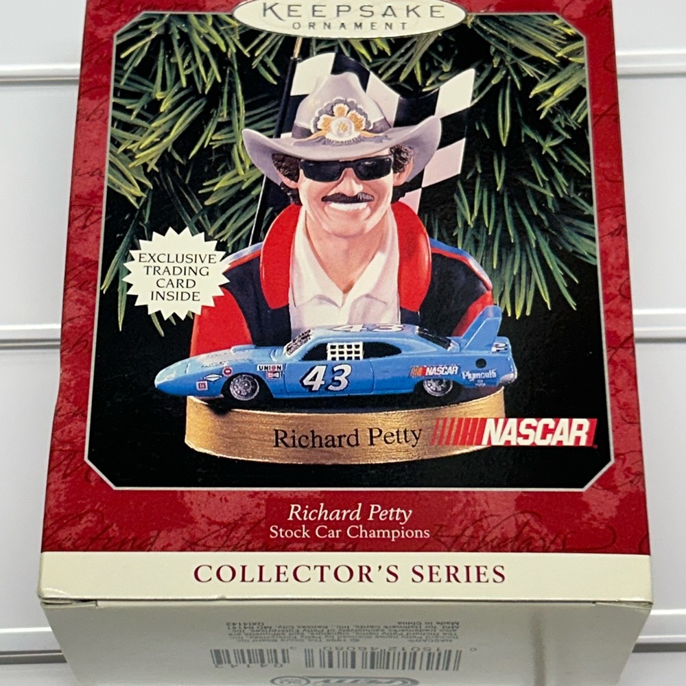 Hallmark Keepsake Ornament Stock Car Champions Series Richard Petty #2 1998